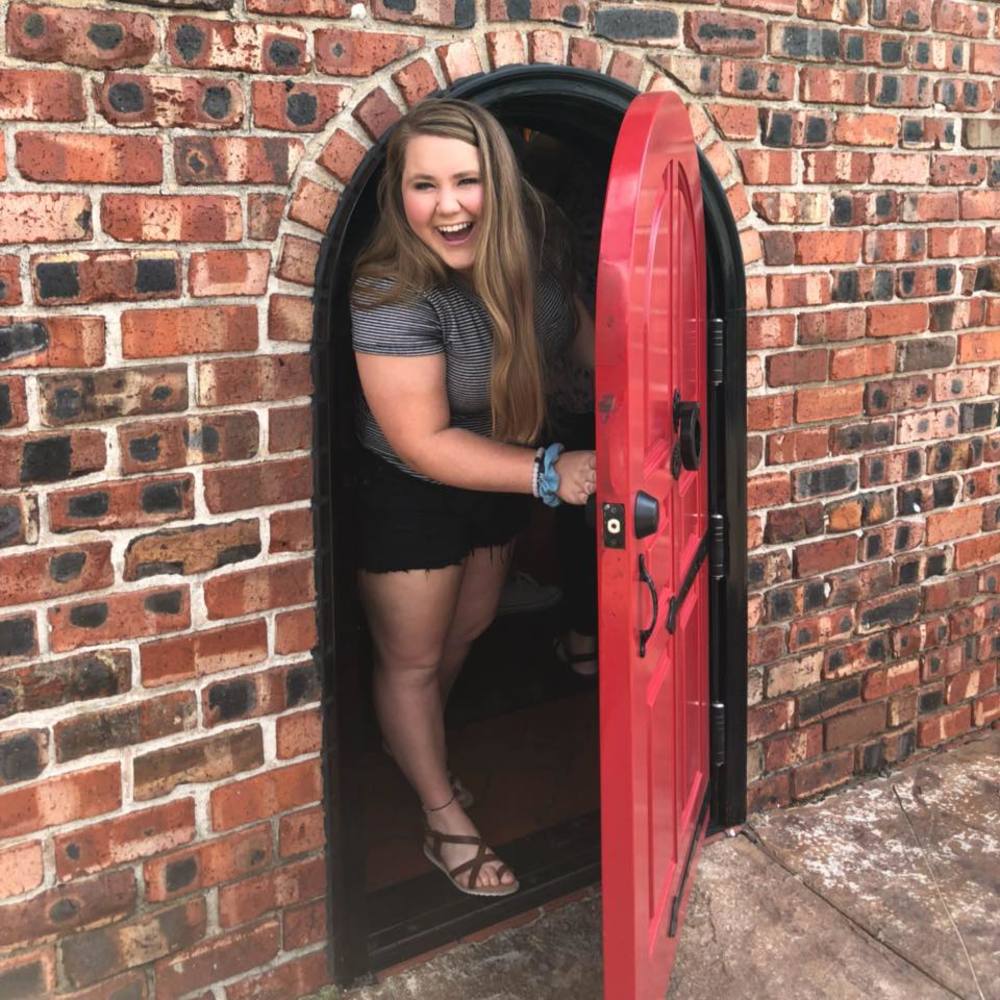 Meet your Posher, Erika